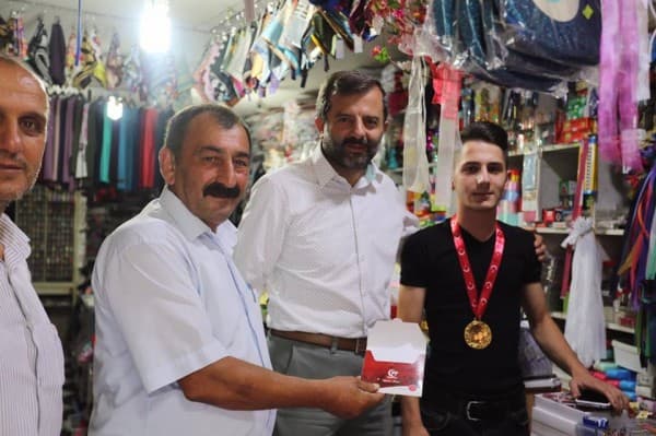 BAŞKAN IŞIK’TAN İLÇE HALKINA “MİNNETTARLIK MADALYASI” fotoğraf 15