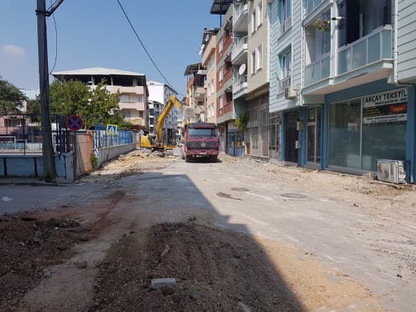 GÜRSU’NUN KALDIRIMLARI YENİLENİYOR fotoğraf 5