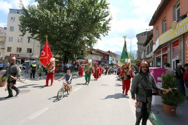 GÜRSU’DA COŞKULU FESTİVAL AÇILIŞI fotoğraf 5