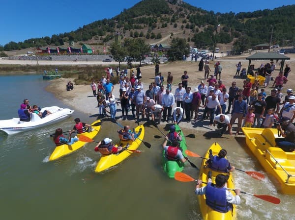GÜRSU ADRENALİN PARKTA FESTİVALİN SPOR RÜZGARI ESTİ fotoğraf 2