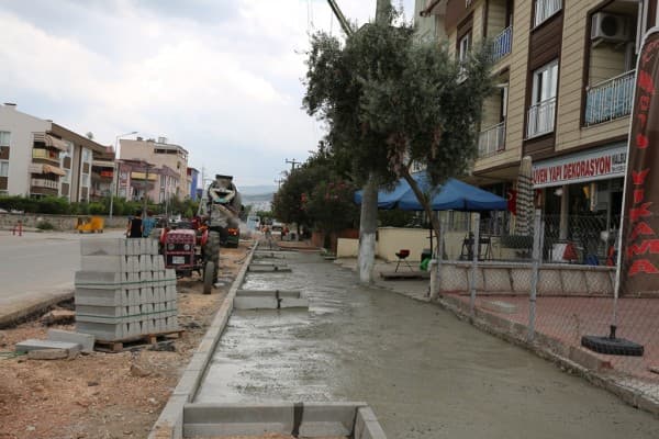 GÜRSU’NUN CADDELERİ KENT ESTETİĞİYLE GELİŞİYOR fotoğraf 2