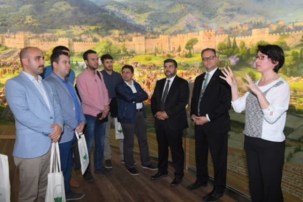 BAŞKAN IŞIK, MİLLİ ÜRETİME GEÇİŞTE HEPİMİZE GÖREVLER DÜŞÜYOR fotoğraf 3