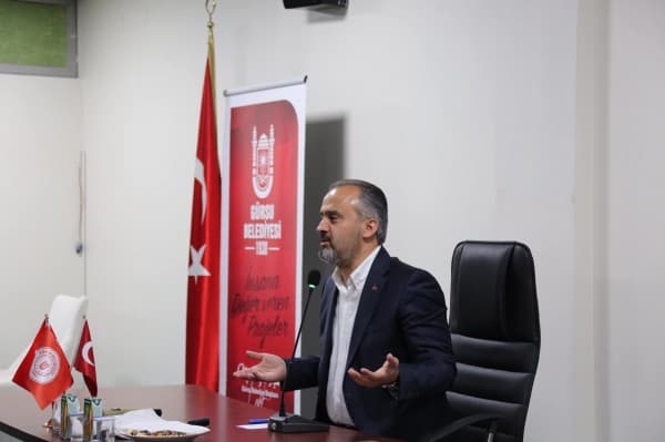 BAŞKAN IŞIK  “GENÇLERİMİZİN HAYALLERİNE GİDEN YOLU AYDINLATMAYA ÇALIŞIYORUZ” fotoğraf 11