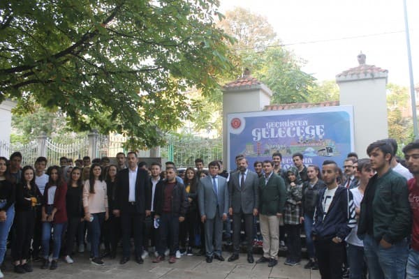BAŞKAN IŞIK, GENÇLERİMİZ TARİHİMİZİN IŞIĞIYLA GELECEĞE BAKMALI fotoğraf 4