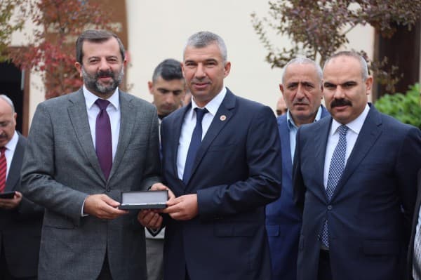 BAŞKAN MUSTAFA IŞIK, MUHTARLARIMIZ VATANDAŞA HİZMETTE EN YAKIN DESTEKÇİMİZ fotoğraf 5