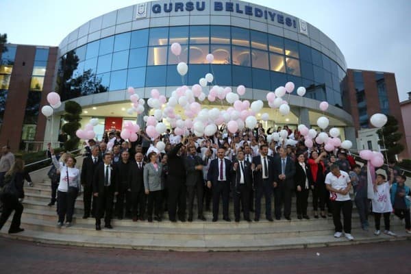 BAŞKAN MUSTAFA IŞIK, PEMBE YARINLAR İÇİN FARKINDA OLALIM fotoğraf 1