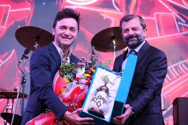 BAŞKAN MUSTAFA IŞIK, CUMHURİYET’İ SEVMEK, CUMHURİYET’İ KORUMAK HİZMETLERLE OLUR fotoğraf 1