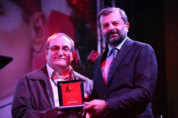 BAŞKAN MUSTAFA IŞIK, CUMHURİYET’İ SEVMEK, CUMHURİYET’İ KORUMAK HİZMETLERLE OLUR fotoğraf 11