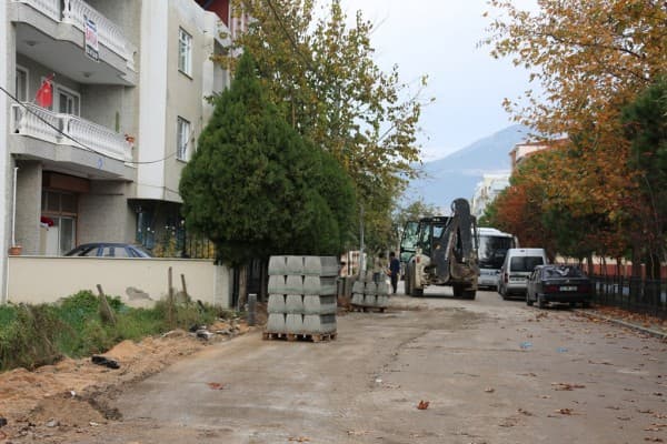 BAŞKAN MUSTAFA IŞIK “CADDE VE SOKAKLARIMIZA IŞILTI KAZANDIRIYORUZ’ fotoğraf 7
