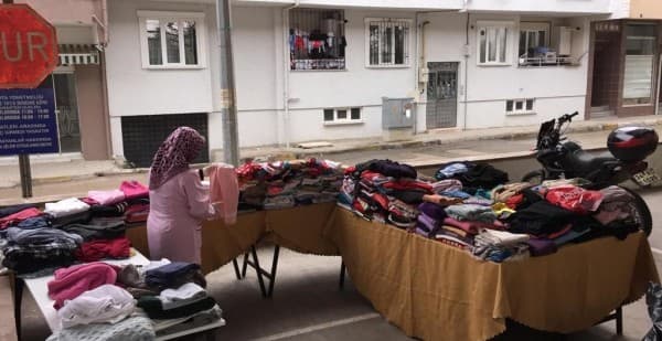 GÜRSU BELEDİYESİ YARDIM KÖPRÜSÜ OLUŞTURUYOR fotoğraf 5