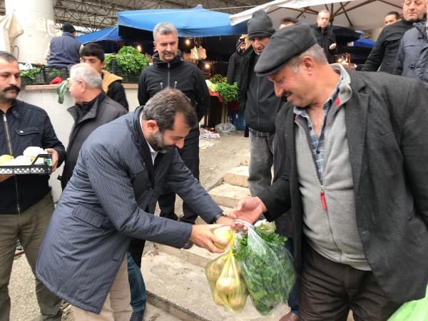 GÜRSULULARA DEVECİ ARMUDU İKRAM EDİLDİ fotoğraf 7