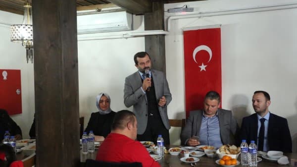 ASIL ENGEL AKIL VE KALPTE OLUŞTURULAN DUVARLARDIR fotoğraf 4