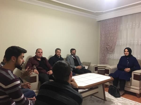 ASIL ENGEL AKIL VE KALPTE OLUŞTURULAN DUVARLARDIR fotoğraf 1