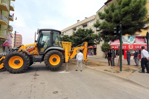 YERALTI ÇÖP KONTEYNER SİSTEMİ GENİŞLETİLİYOR fotoğraf 1