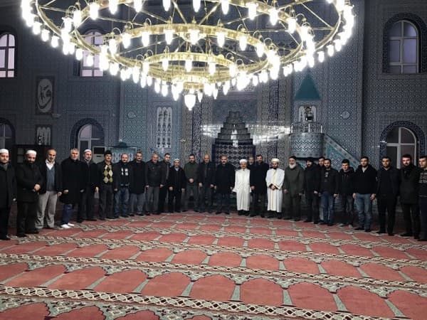 GÜRSULULAR SEHER VAKTİNİN BEREKETİNİ PAYLAŞIYOR fotoğraf 4