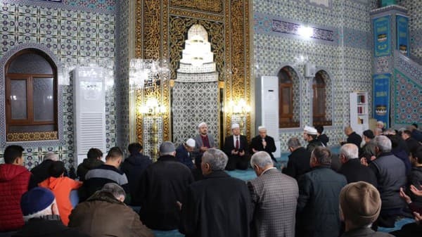 GÜRSULULAR MEKKE’NİN FETHİNİ ANDI fotoğraf 4