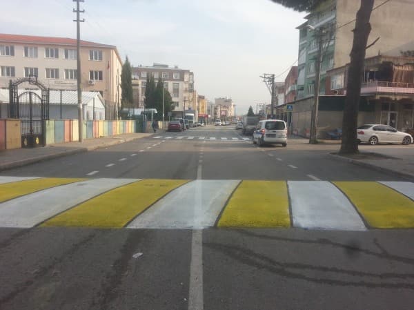 GÜRSU’NUN YENİLENEN CADDELERİNDE TRAFİK DÜZENLEMELERİ fotoğraf 4