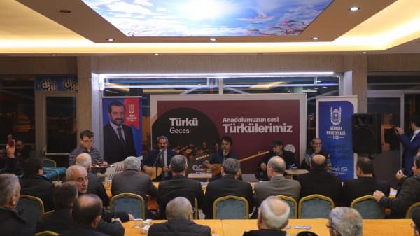 BAŞKAN MUSTAFA IŞIK, ANADOLUMUZ’UN SESİ TÜRKÜLERİMİZİN SICAKLIĞINDA BULUŞUYORUZ fotoğraf 3