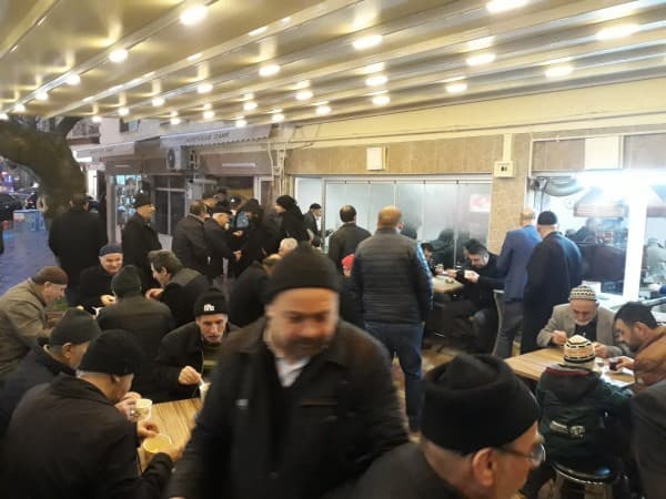 BAŞKAN MUSTAFA IŞIK, BİRLİKTELİĞİN SICAKLIĞINI SEHER VAKİTLERİNDE HEMŞEHRİLERİMİZLE YAŞIYORUZ fotoğraf 4