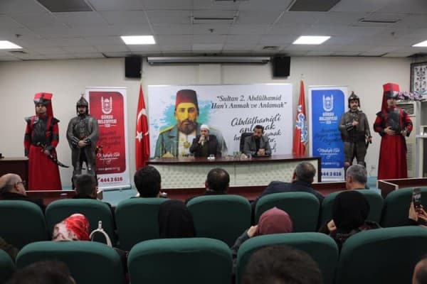 BAŞKAN MUSTAFA IŞIK, TARİH BİR MİLLETİN SADECE GEÇMİŞİ DEĞİL GELECEĞİNİN DE IŞIĞIDIR fotoğraf 1