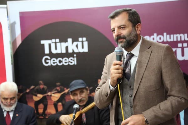 BAŞKAN MUSTAFA IŞIK, “TÜRKÜLERİMİZ, MANEVİ ZENGİNLİKLERİMİZİ YAŞATIR” fotoğraf 1