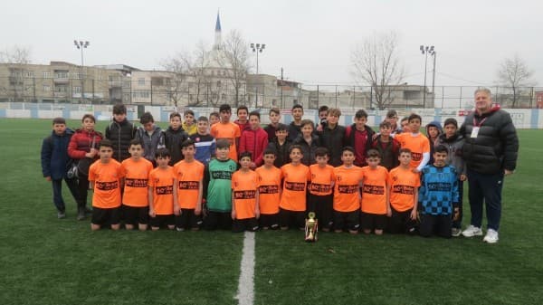 GÜRSU BELEDİYESPOR U14 TAKIMI NAMAĞLUP ŞAMPİYON fotoğraf 3