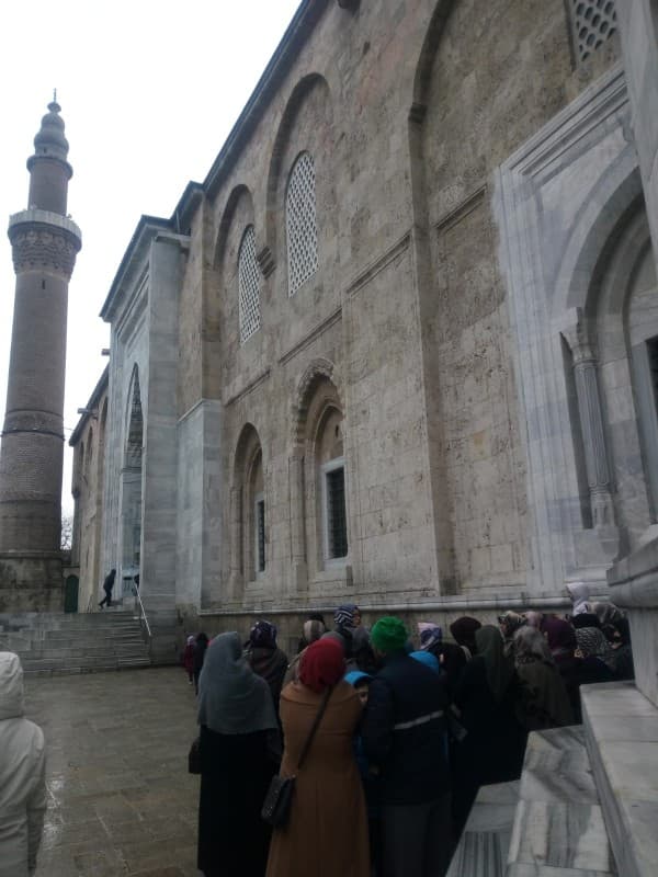 GÜRSULULAR ECDADIN İZLERİYLE BULUŞTURULUYOR fotoğraf 3