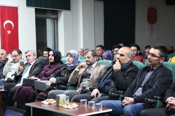 GÜRSU, TÜRKÜLERİN VE ŞİİRLERİN IŞIĞIYLA PARLADI fotoğraf 4