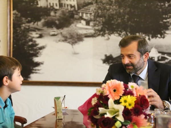 GÜRSU’NUN PARKLARI VE CADDELERİ ÇİÇEK AÇIYOR fotoğraf 1