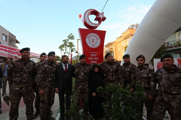 GÜRSU’DA PARKLAR ŞEHİT İSİMLERİYLE TAÇLANIYOR fotoğraf 8