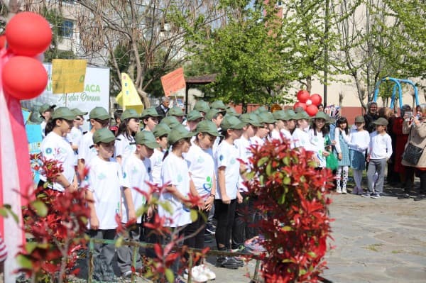 GÜRSULU ÖĞRENCİLER GERİ DÖNÜŞÜMLE DOĞAYI KORUYOR fotoğraf 13