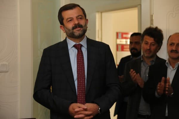 BAŞKAN IŞIĞA PERSONELİNDEN COŞKULU KARŞILAMA fotoğraf 9
