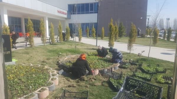 GÜRSU CÜNEYT YILDIZ DEVLET HASTANESİ’NE ÇEVRE DÜZENLEMESİ fotoğraf 5