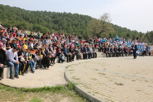 GELENEKSEL SOKAK OYUNLARI GÜRSU’DA CANLANDIRILDI fotoğraf 2