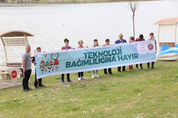 GELENEKSEL SOKAK OYUNLARI GÜRSU’DA CANLANDIRILDI fotoğraf 4