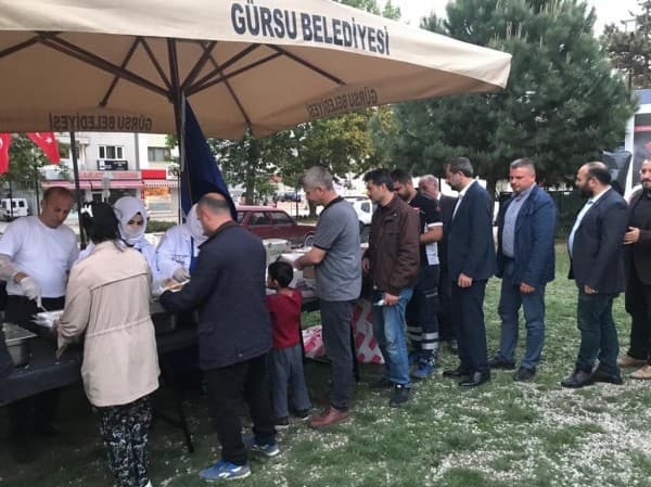 GÜRSULULAR RAMAZAN’IN BEREKETİNİ PAYLAŞIYOR fotoğraf 3