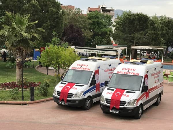 GÜRSU BELEDİYESİ’NE İKİ YENİ SAĞLIK ARACI fotoğraf 5