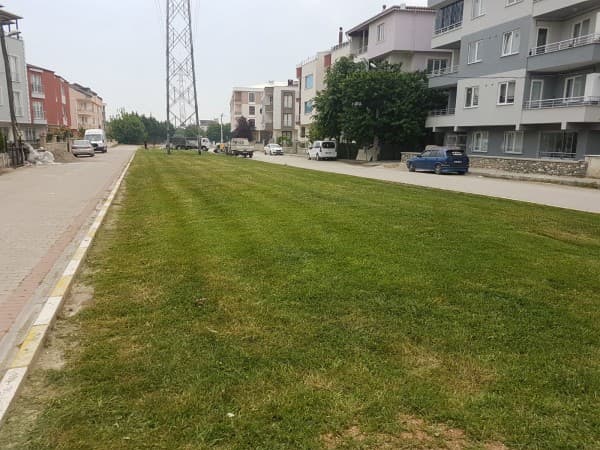 GÜRSU’NUN CADDE VE MEYDANLARINA YAZ FERAHLIĞI fotoğraf 9