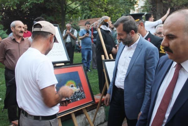 GÜRSULULAR DEMOKRASİ VE MİLLİ BİRLİK İÇİN MEYDANLARDA KENETLENDİ fotoğraf 19