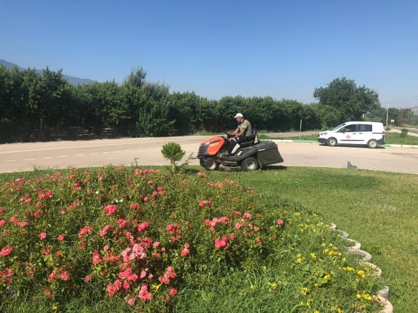 GÜRSU’NUN PARKLARI IŞIK SAÇIYOR fotoğraf 14