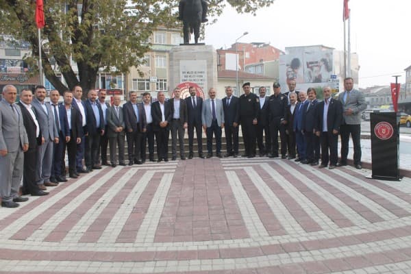 BAŞKAN MUSTAFA IŞIK “MUHTARLARIMIZ VATANDAŞA HİZMETTE EN YAKIN DESTEKÇİMİZ” fotoğraf 3