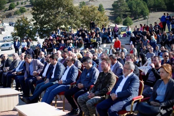 BAŞKAN MUSTAFA IŞIK : “ÇOCUKLARIMIZI TEKNOLOJİNİN OLUMSUZ ETKİLERİNDEN KORUMALIYIZ” fotoğraf 4