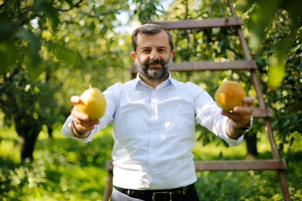 “BİZİM ELİMİZ ARMUT TOPLUYOR” fotoğraf 8