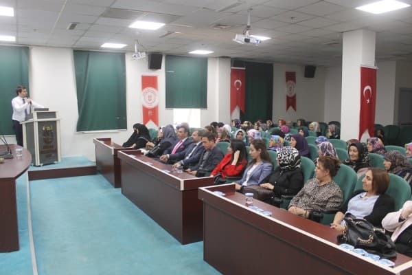 GÜRSULU KADINLARA PEMBE DUYARLILIK KAZANDIRILDI fotoğraf 1