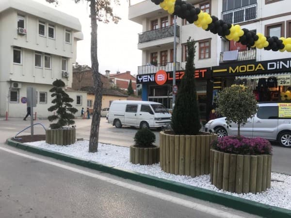 GÜRSU’NUN TARİHİ ATATÜRK CADDESİ IŞILDIYOR fotoğraf 3