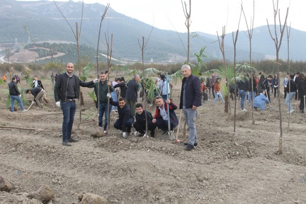 FİDANLAR GÜRSU’NUN GELECEĞİNDE NEFES OLACAK fotoğraf 8