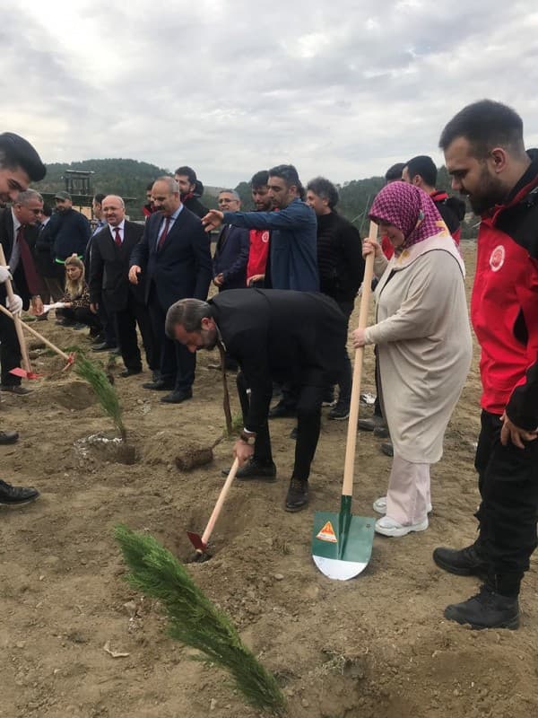 FİDANLAR GÜRSU’NUN GELECEĞİNDE NEFES OLACAK fotoğraf 10