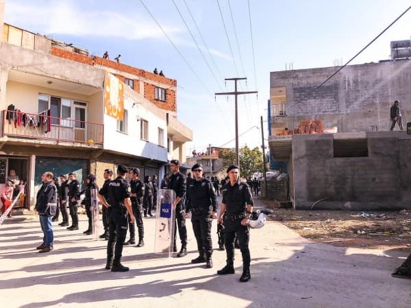 GÜRSU’DA KAÇAKLA MÜCADELE KARARLILIKLA SÜRÜYOR fotoğraf 2