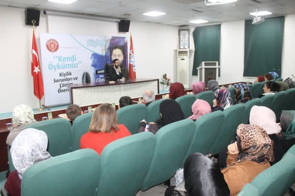 GÜRSULULAR “KENDİ ÖYKÜMÜZ” KONULU SEMİNERDE BULUŞTU fotoğraf 1
