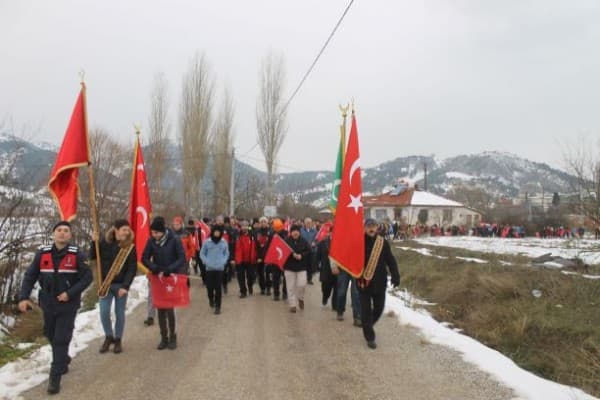 GÜRSULULAR BEYAZA YAZILMIŞ SARIKAMIŞ DESTANININ KAHRAMANLARINI ANDI fotoğraf 10